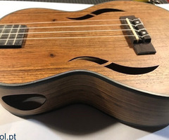 3 UKULELE - Em Caixa Novos