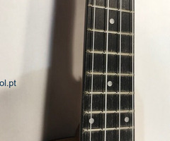 3 UKULELE - Em Caixa Novos