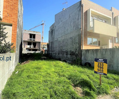 Terreno com 168m2, para moradia em banda, situado na Fonte Cova, Braga